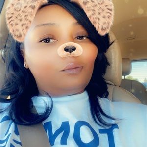 Meet your Posher, Kendra